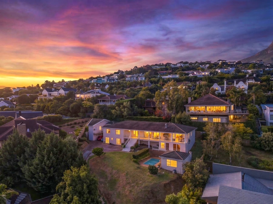 6 Bedroom Property for Sale in La Concorde Western Cape